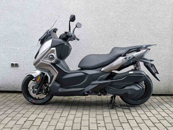 QJMotor Fort 4.0 (FORT 350) MaxiSkuter - obrazek 5