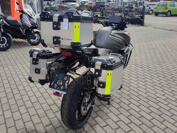 QJMotor SRT900S (SRT 900S) Adventure Nowość Komplet kufrów - obrazek 6