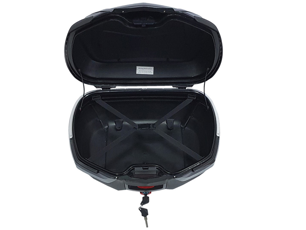 Kufer centralny 48L czarny światła LED - obrazek 7